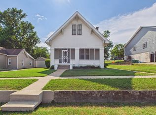 611 Cedar Avenue, Cabool, MO 65689
