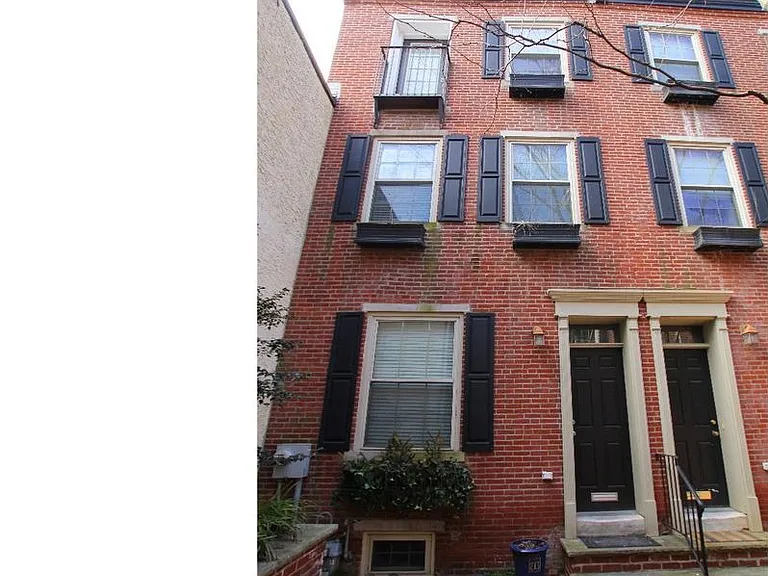 968 N Lawrence St #R — Photo 2