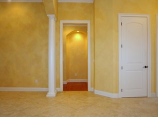 1460 Golf Club Ln, Crossville, TN 38571