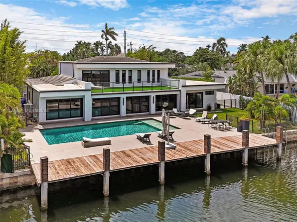 1601 Diplomat Pkwy, Hollywood, FL 33019