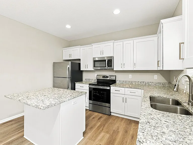 9130 SW 2nd St — Photo 7