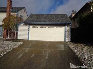 636 Crestmont Dr, Santa Rosa, CA 95409