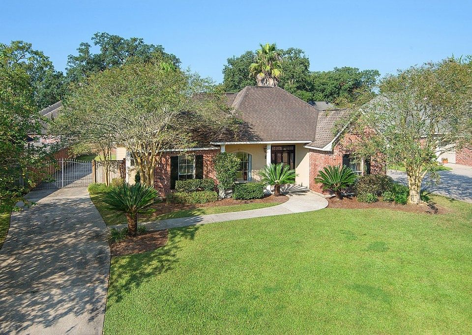 1st image of 18013 Wilkes Dr