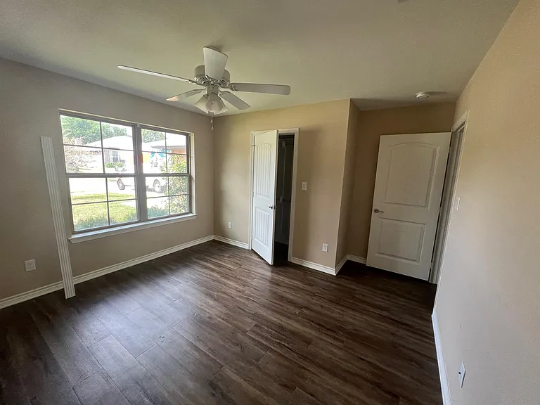 6952 Vernado Dr — Photo 6