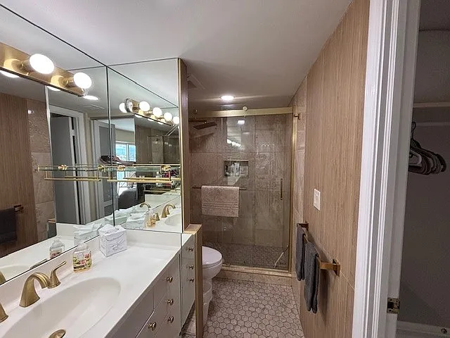 Newly renovated master bath