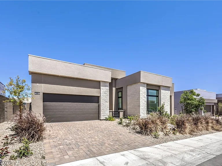10864 Agate Cliffs Ave — Photo 3