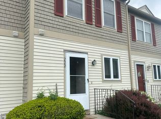 222 Fairway Dr, Coventry, RI 02816