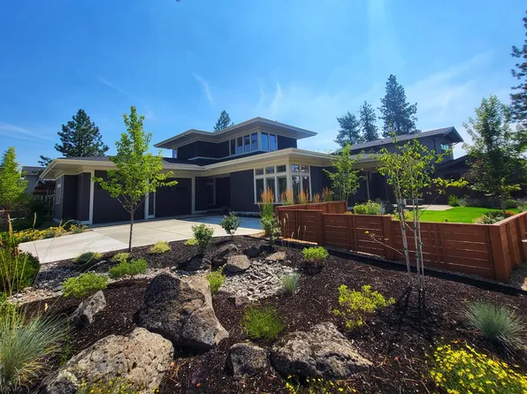 3043 NW Tharp Ave, Bend, OR 97703