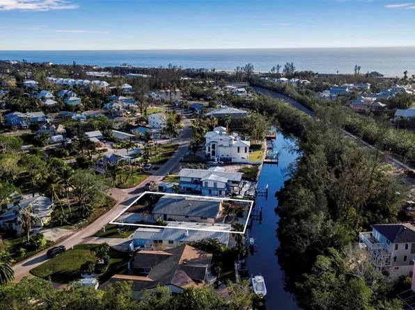 7157 Longboat Dr N, Longboat Key, FL 34228