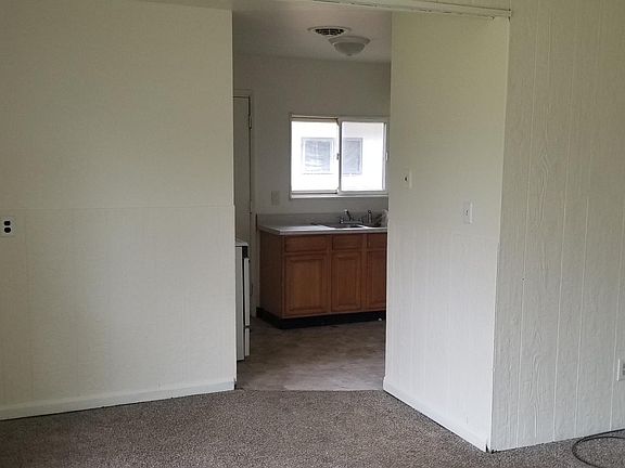 2nd image of 3022 Northgate Ave
