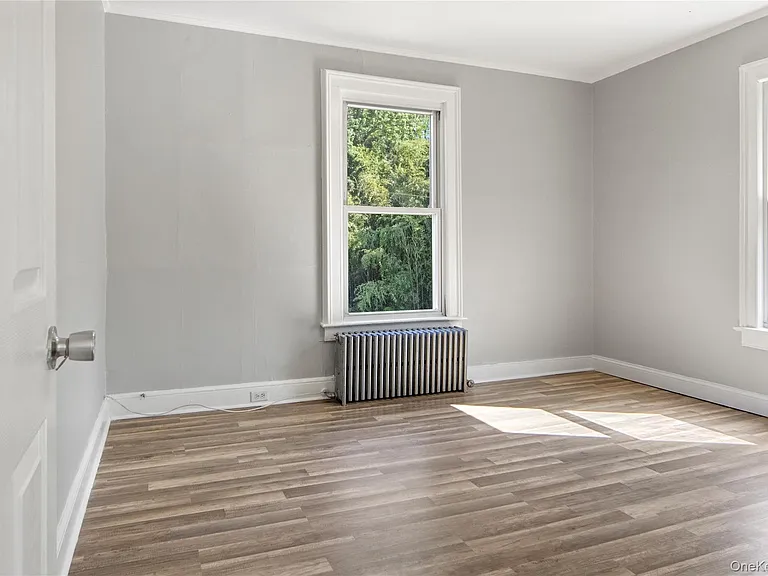 419 Valentine Ave #2 — Photo 20