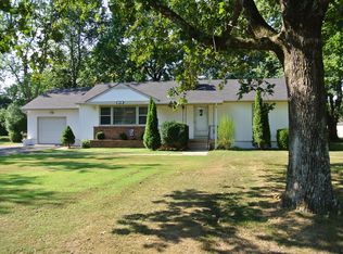 1225 Bel Aire Dr, Tullahoma, TN 37388