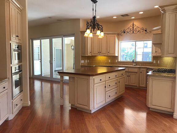 New kitchen!