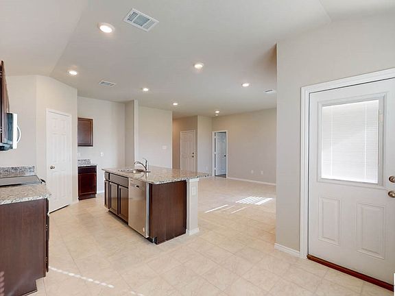 4th image of 1709 Mesa Verde Dr