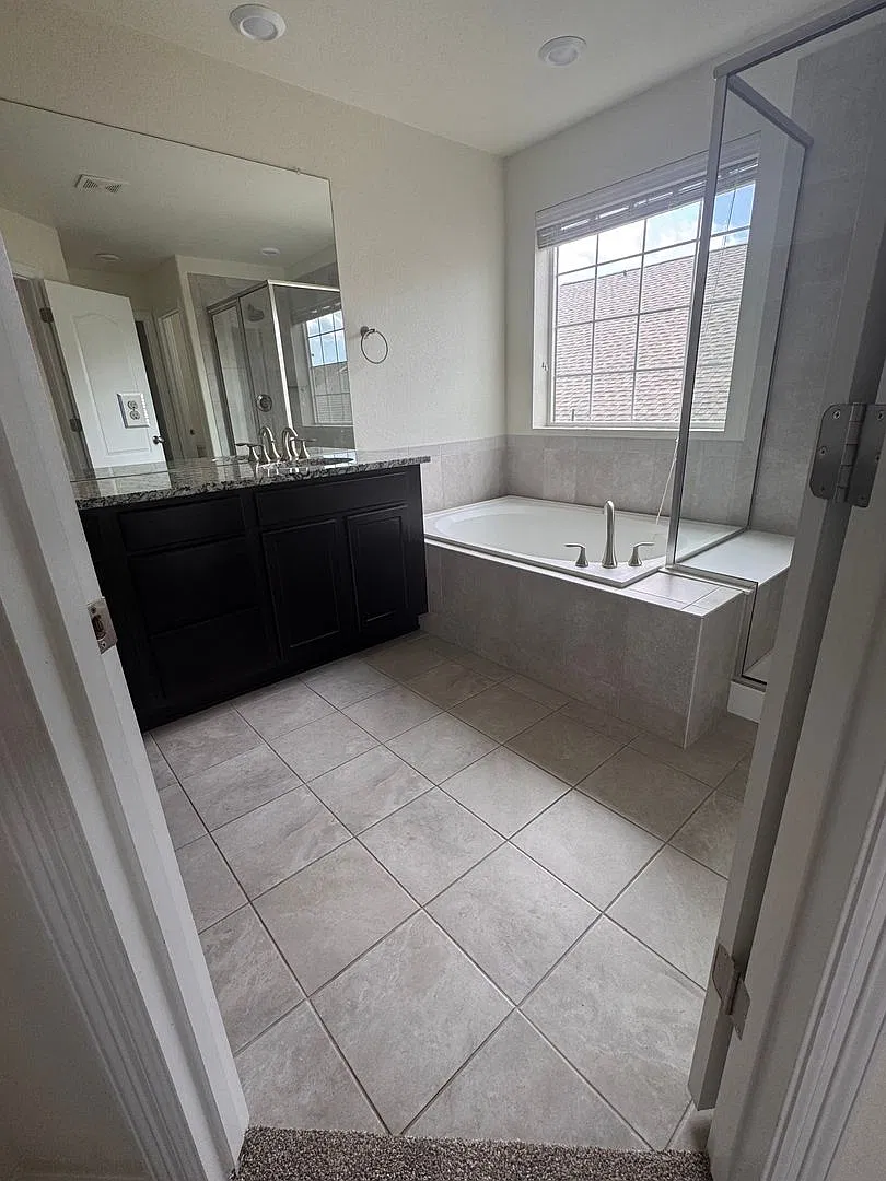 629 Sundance — Photo 4