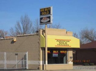 16941 E 9 Mile Rd, Eastpointe, MI 48021