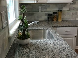 911 E Frech Ave, Manville, NJ 08835