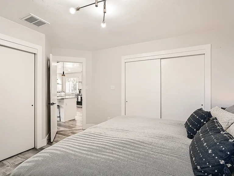 3003 Kendall St — Photo 16