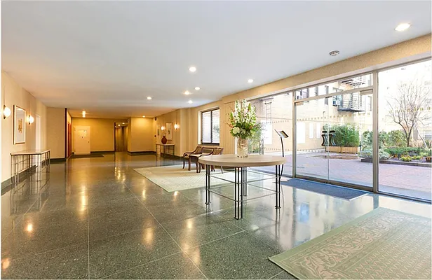 Sold by Corcoran | media 22