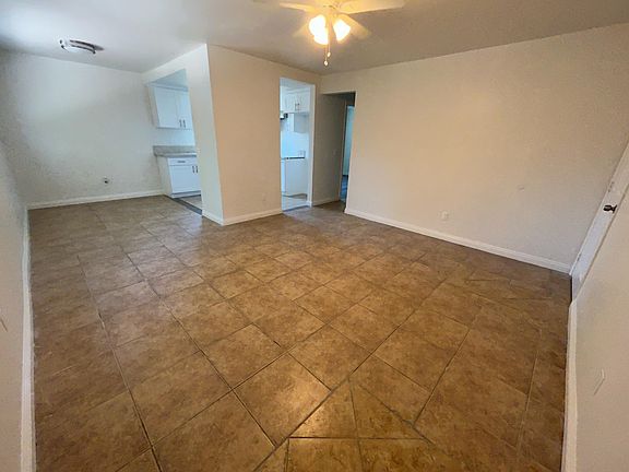 5th image of 125 Magnolia Ave APT B