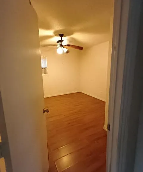 804 Lakeshore Dr — Photo 4