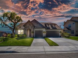 8258 Yarrow Ln, Riverside, CA 92508