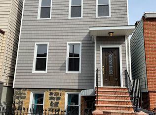 3613 34th St #3, Astoria, NY 11106