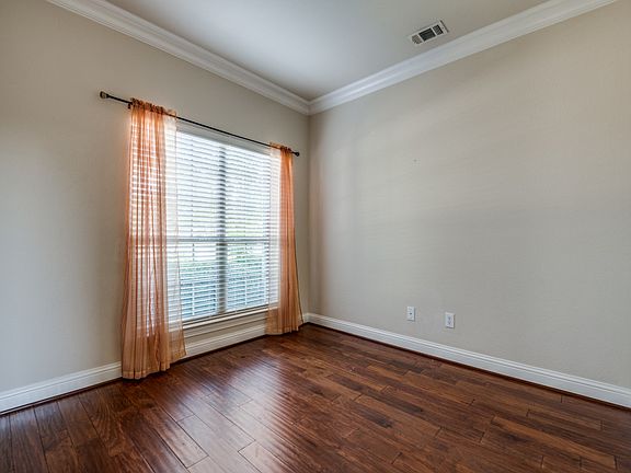 5th image of 12439 Waltham Dr
