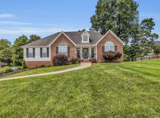 6386 River Stream Dr, Harrison, TN 37341