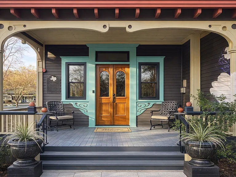 524 W Hunt St — Photo 13