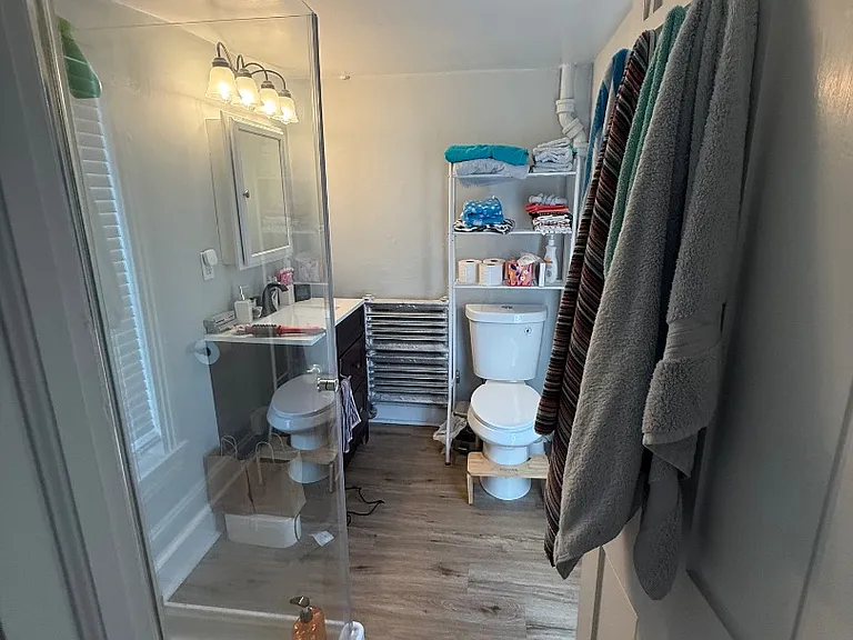 Unit Photo