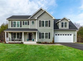 10 Cassidy Trl, Coventry, RI 02816