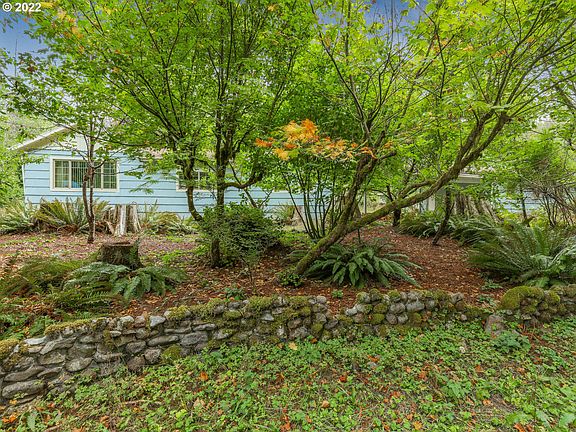 4th image of 59160 E Sleepy Hollow Dr