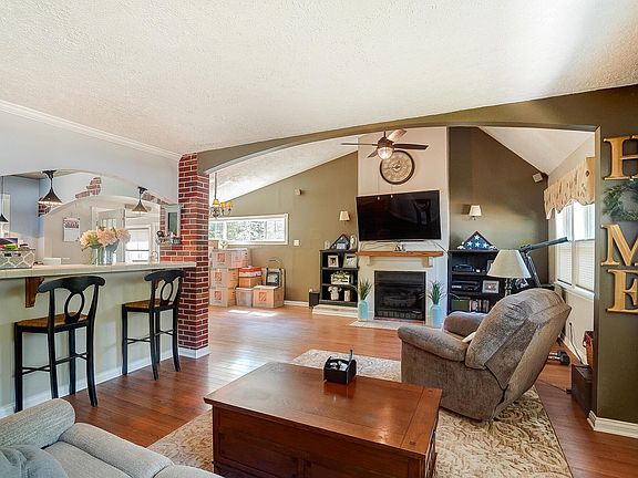 4th image of 4342 Beechgrove Dr