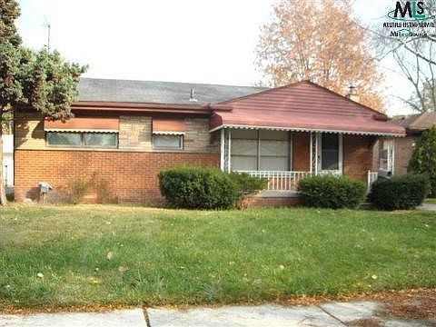1st image of 24050 Geneva St