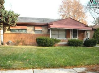 24050 Geneva St, Oak Park, MI 48237