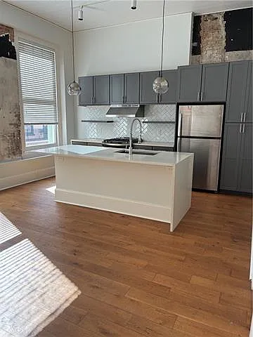 221 Chartres St #302 — Photo 3