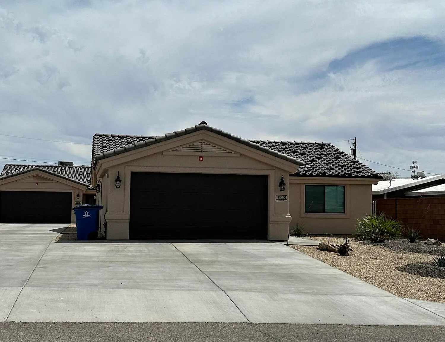 2 bed, 2.0 bath, 1200 sqft, $1,795 — Photo 1