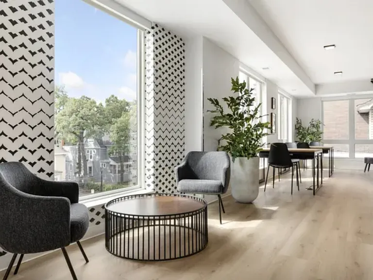 Trademark Apartments — Photo 14
