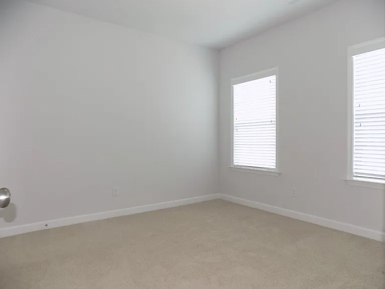 121 Wineberry Way — Photo 5