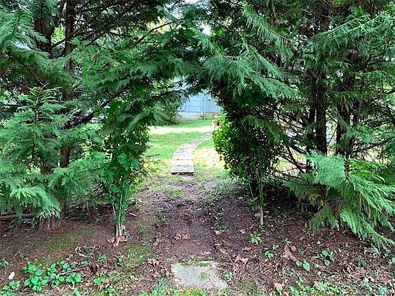 4th image of 152 Wildwood Rd