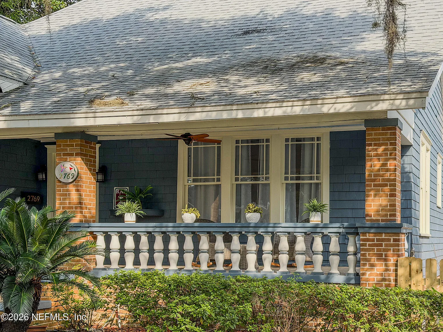 3 bed, 3.0 bath, 2468 sqft, $3,395 — Photo 3