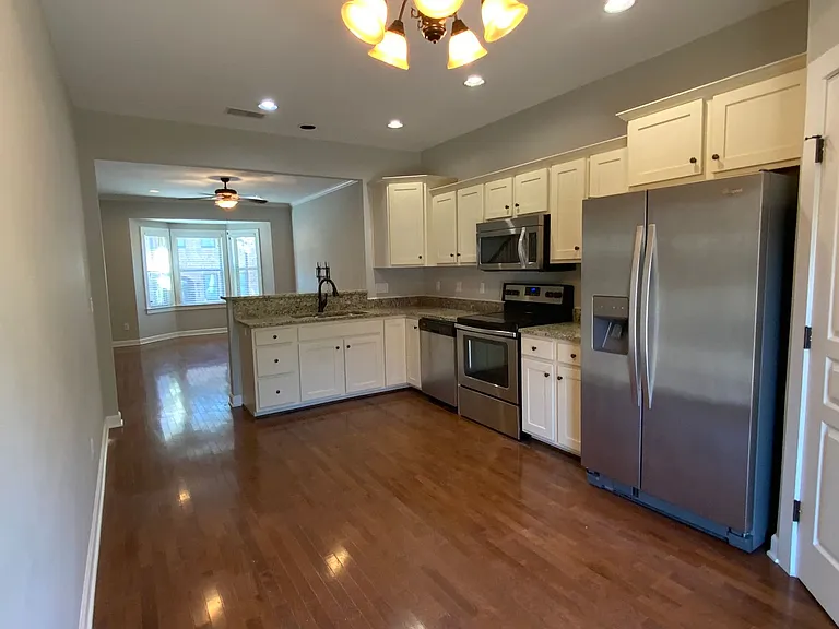 509 Garfield St — Photo 13