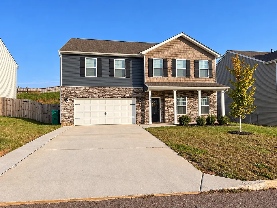 12327 Hatmaker Ln