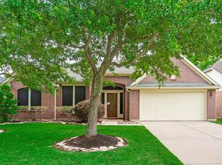 12907 Coopers Hawk Dr, Houston, TX 77044