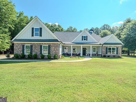 2nd image of 2736 Jones Holly Rd