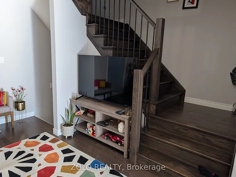 84 Keating St #UPPER LEVEL — Photo 16