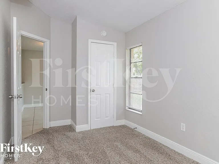 114 Keith Ct — Photo 11
