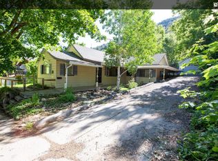 1026 Palmer Ave, Glenwood Springs, CO 81601