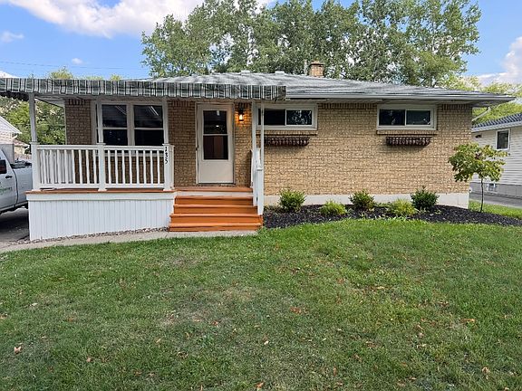2nd image of 135 Colden Ct